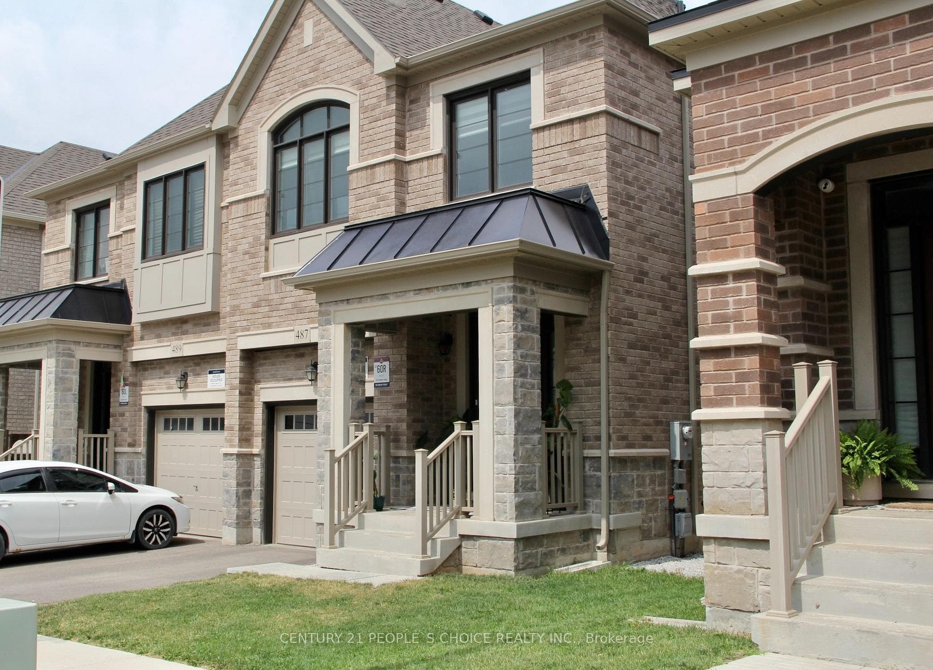 487 Bergamot Avenue photo 3