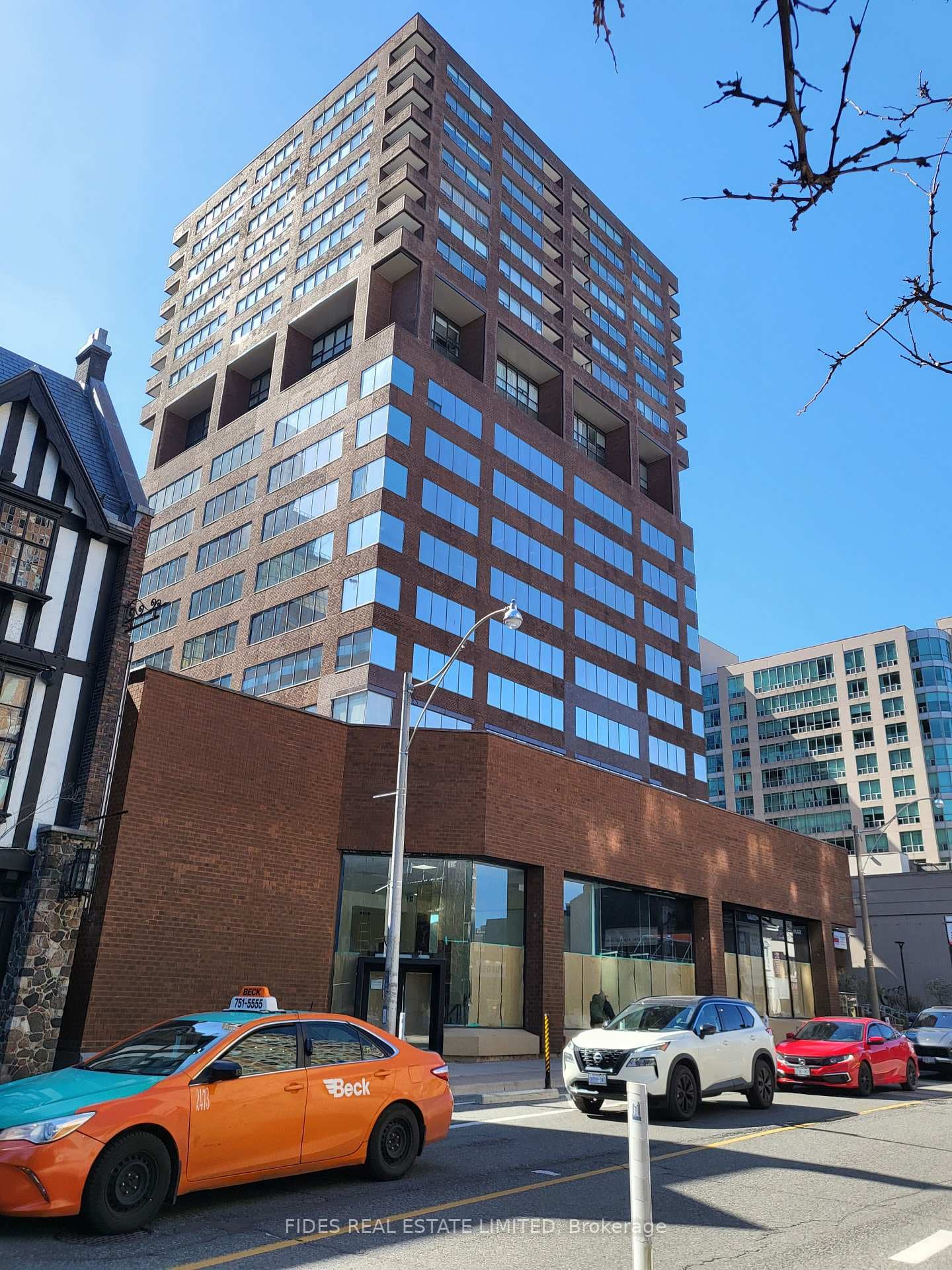 Building on Yonge Street