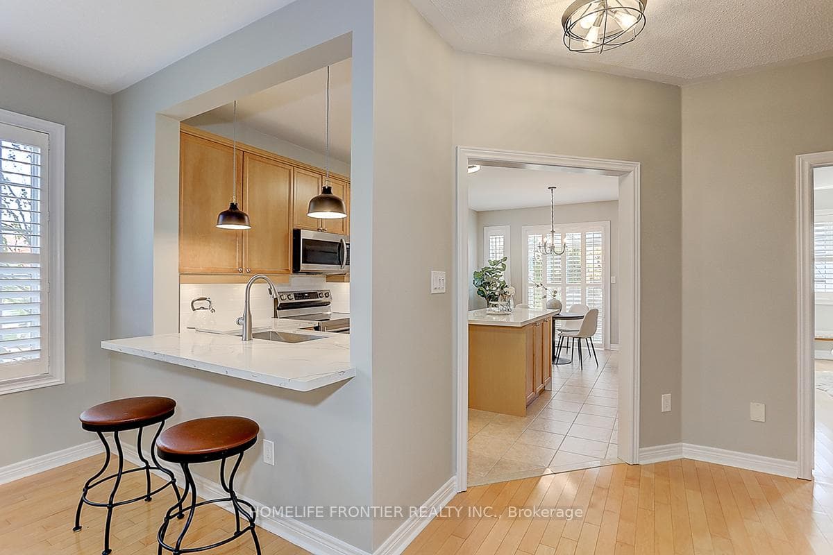76 Kenilworth Crescent photo 7