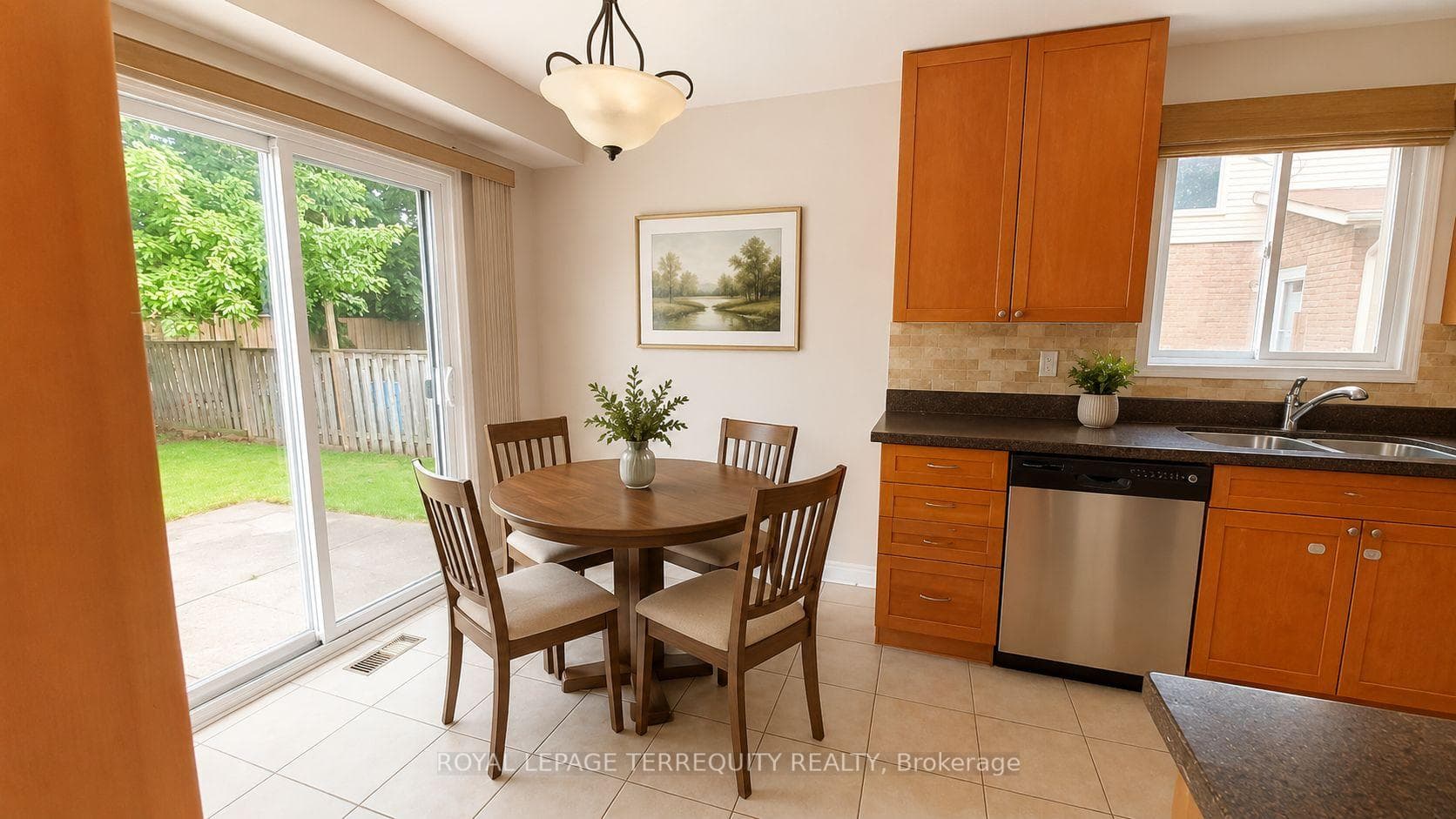 2164 Madden Boulevard photo 5