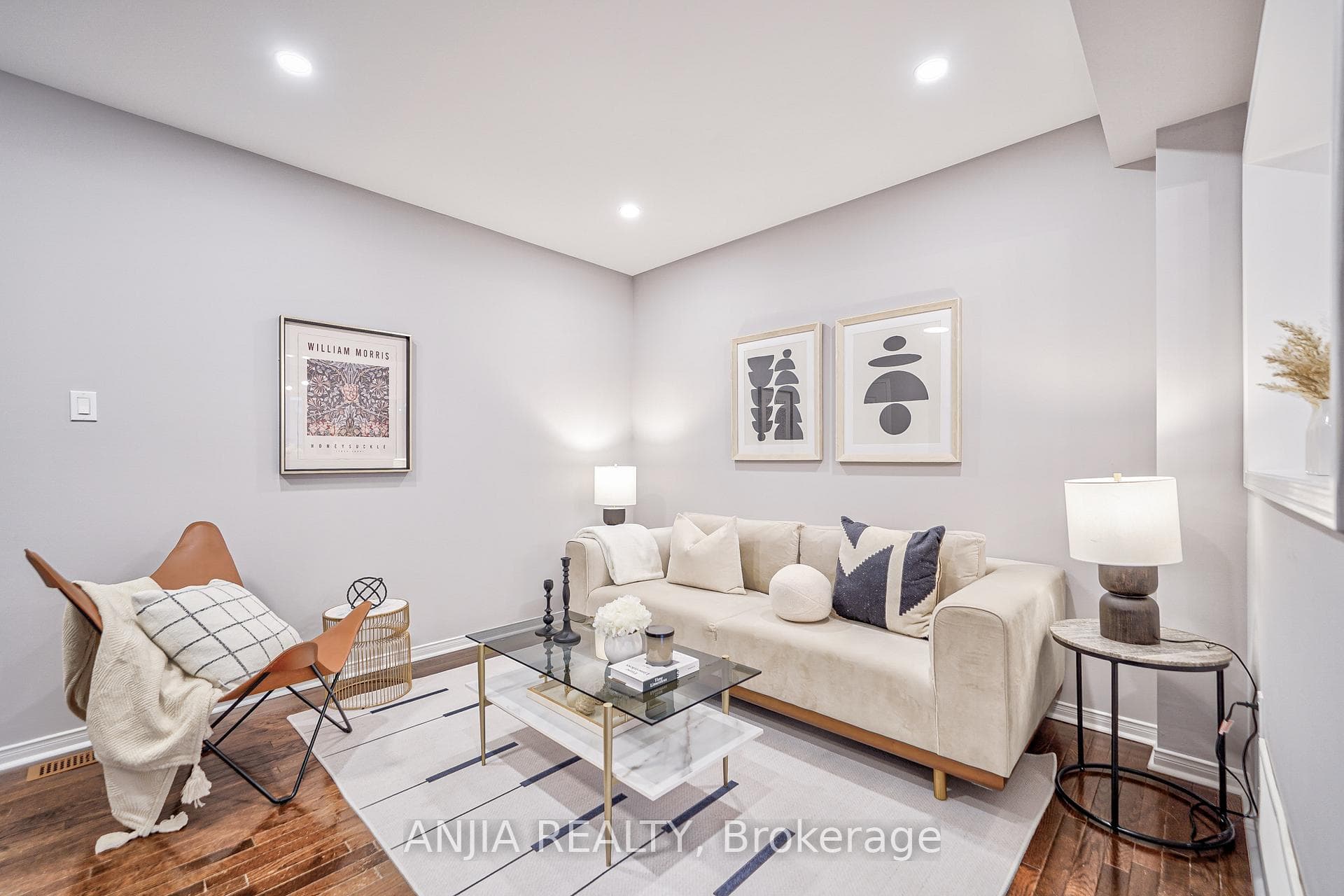 220 Sandale Road photo 6
