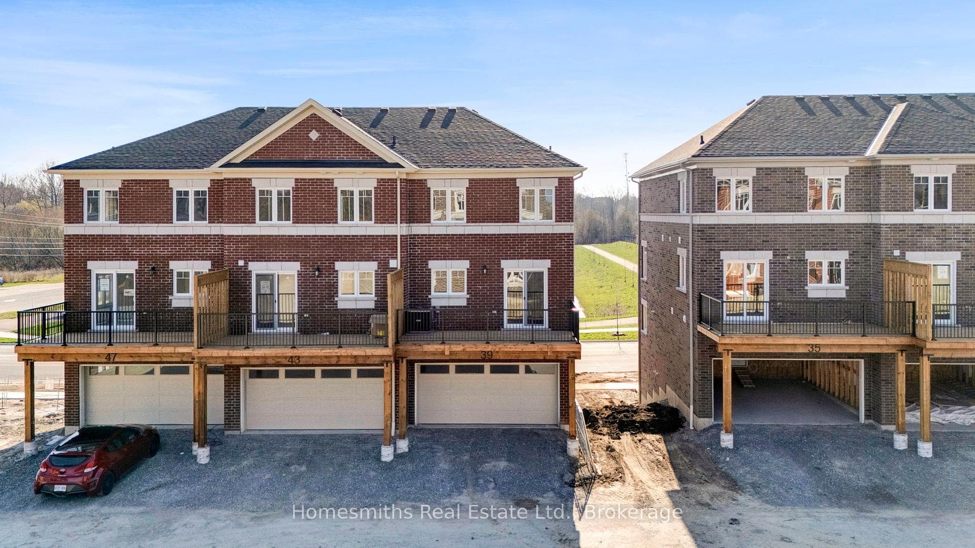 39 Addyman Crescent photo 31