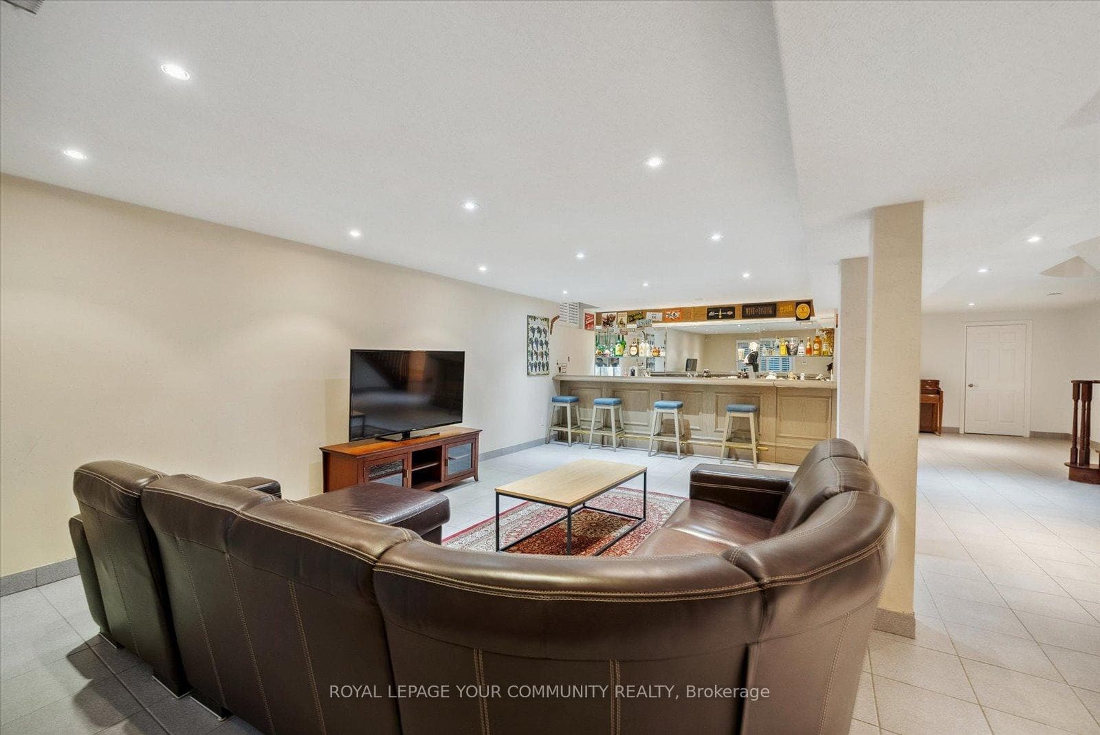229 Franklin Avenue photo 29