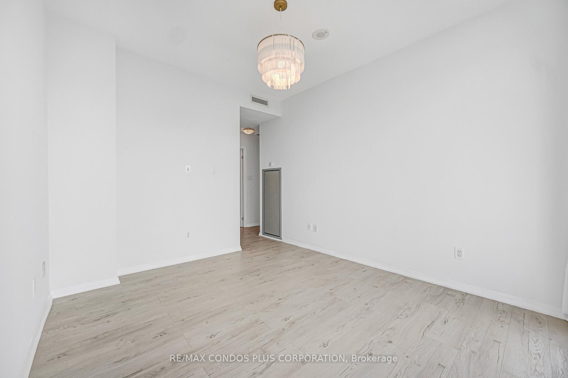 38 Grenville Street Unit 4404 photo 32