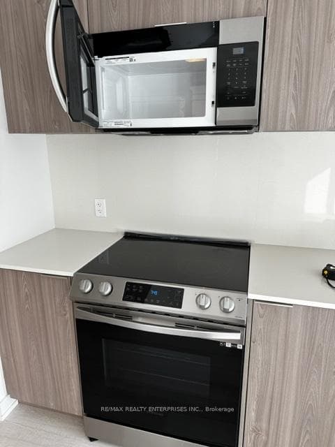 357 King Street Unit 3003 photo 24