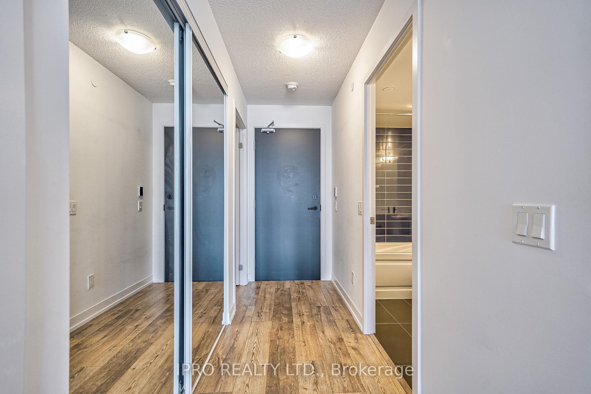 125 Redpath Avenue Unit 2106 photo 10
