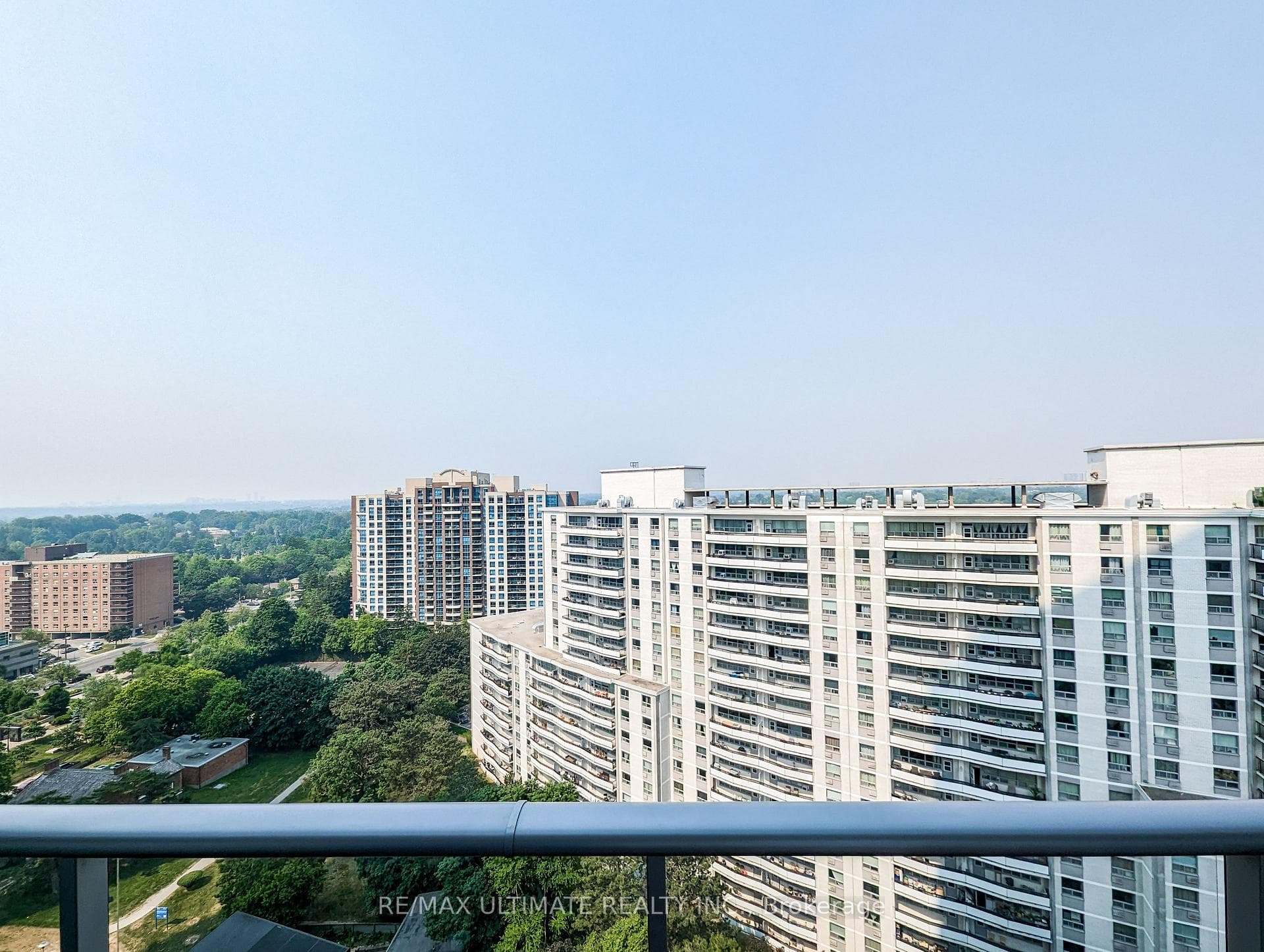 5180 Yonge Street Unit 1412 photo 26