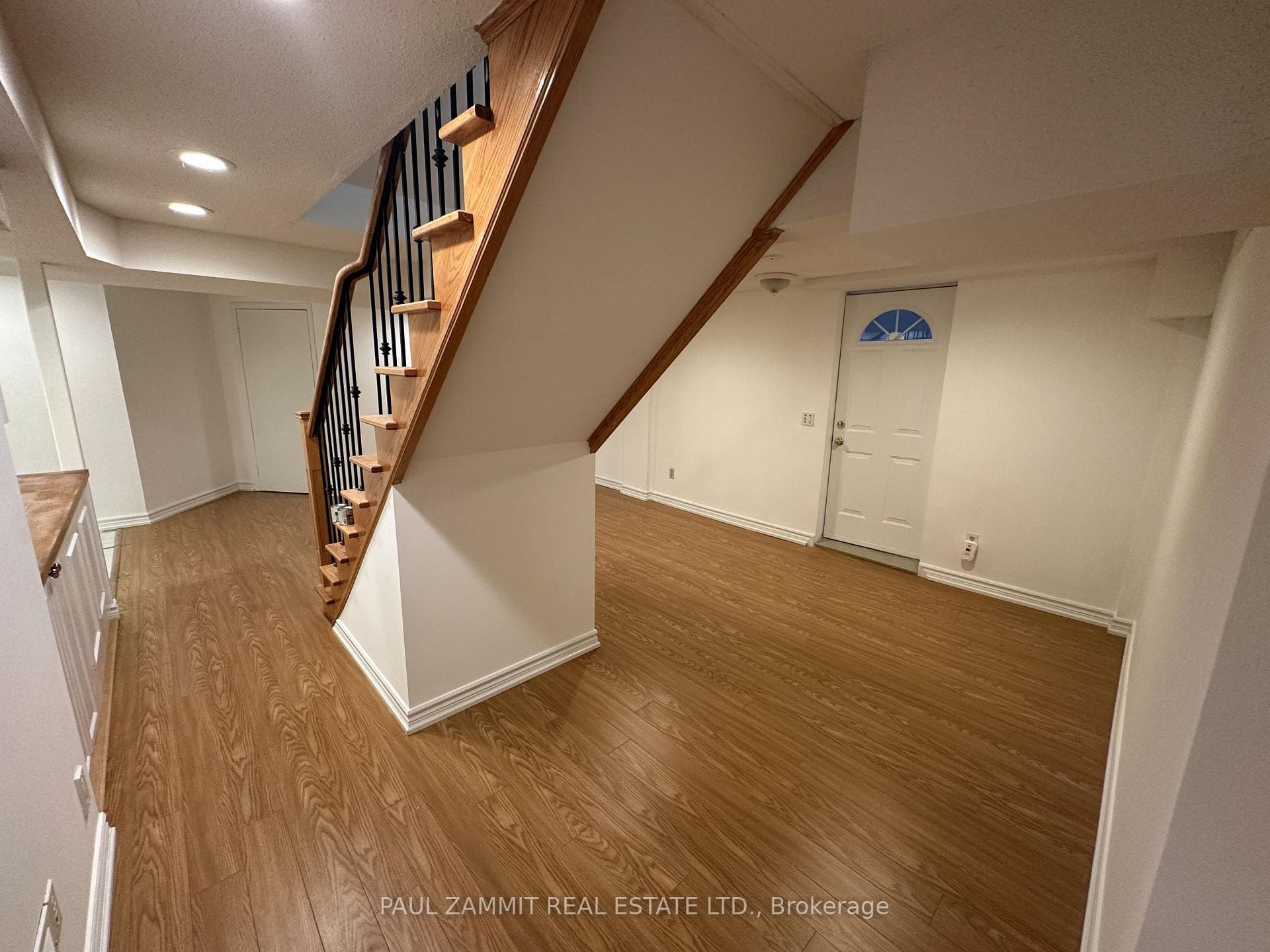 149 Heatherton Way photo 8