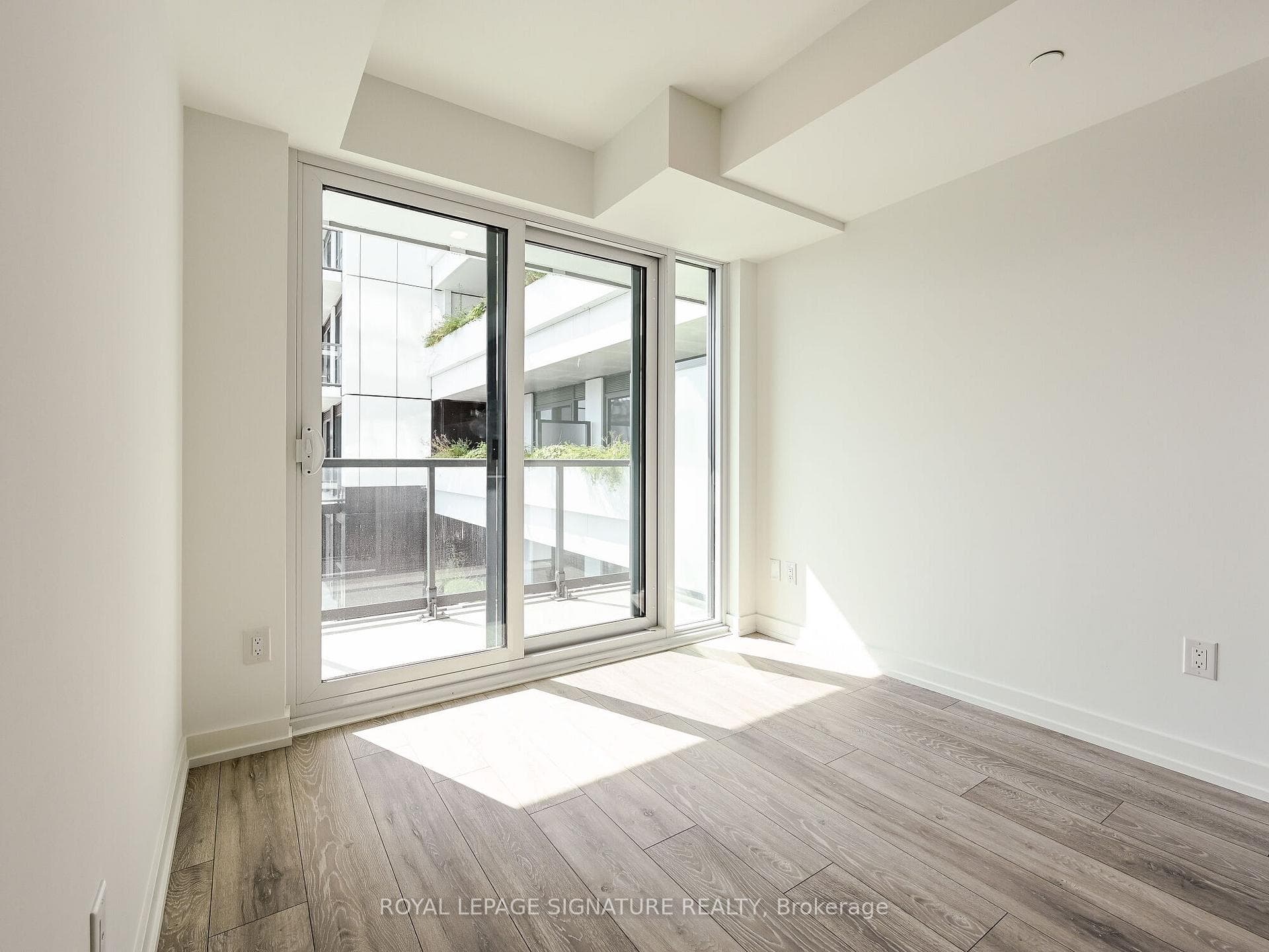 1100 Sheppard Avenue Unit 1032 photo 19
