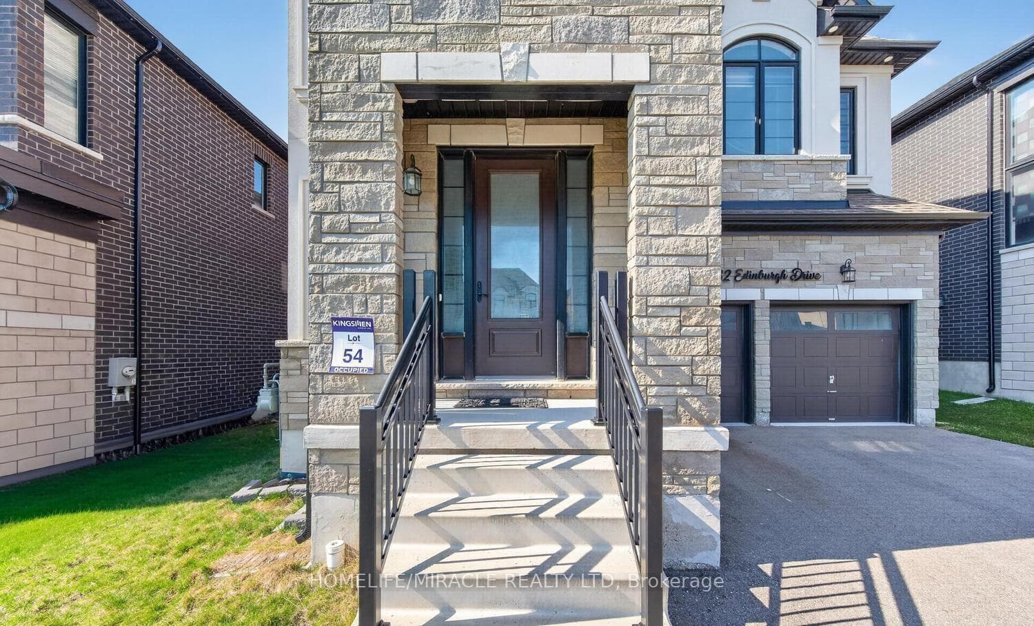 1032 Edinburgh Drive photo 4