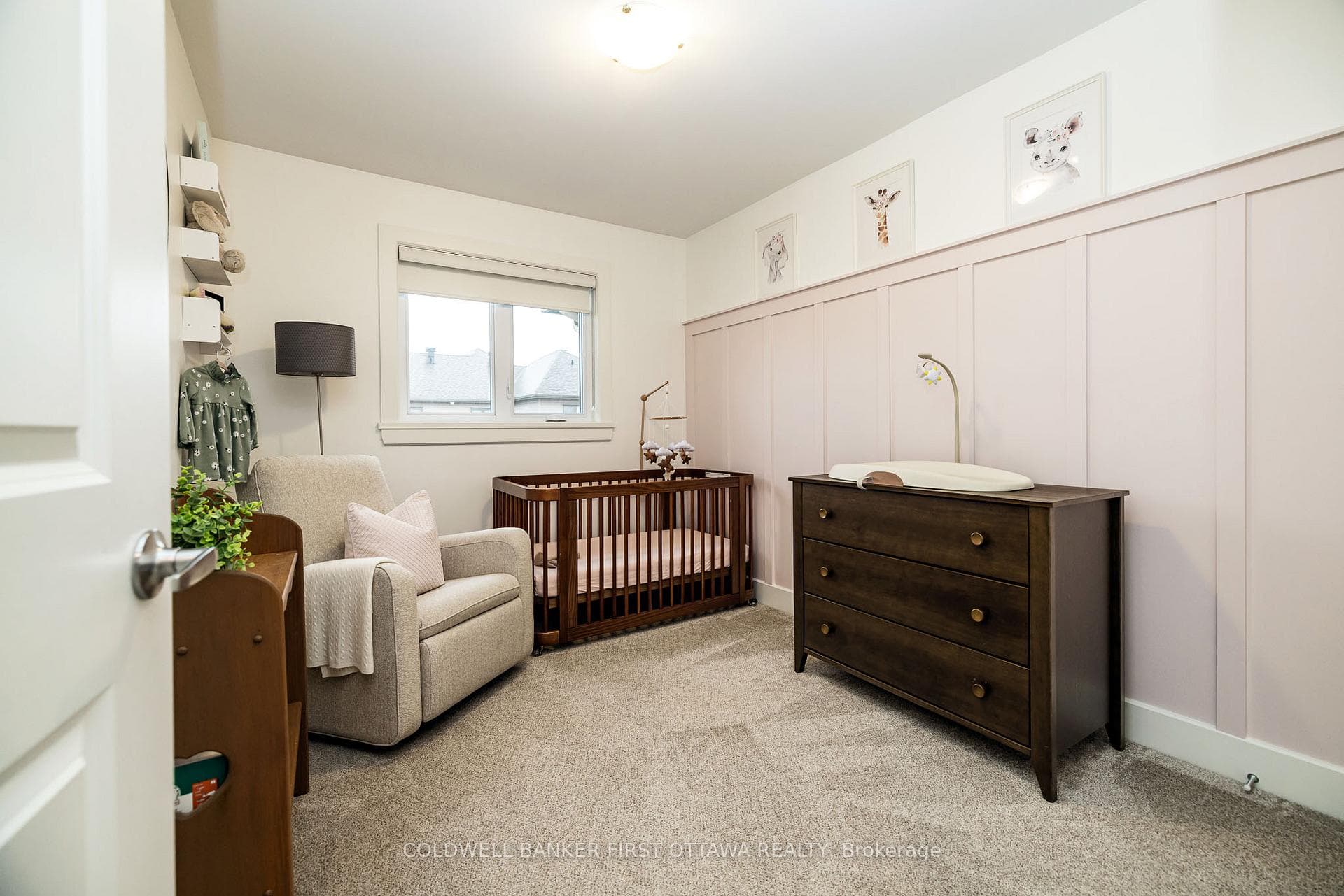 211 PURCHASE Crescent photo 33