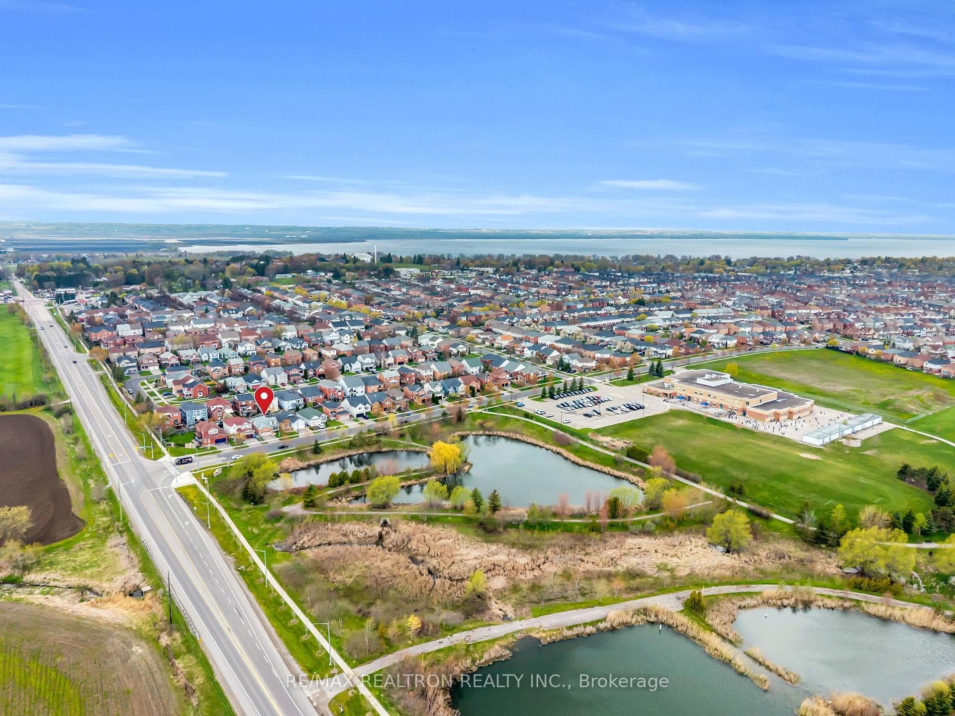 7 Thornlodge Drive photo 32