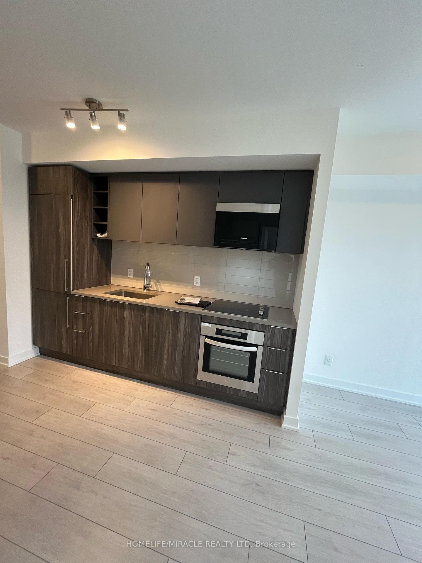 2031 Kennedy Road Unit 1620 photo 6