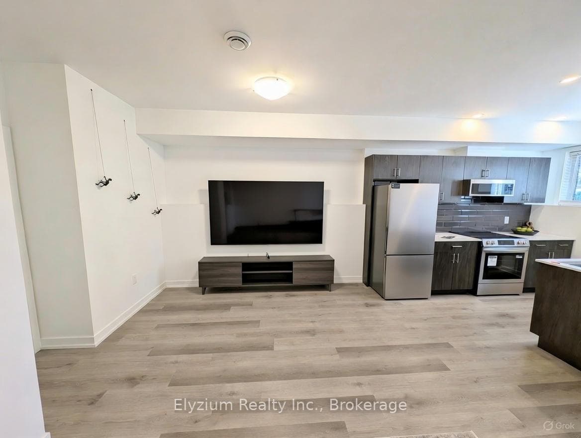 781 Clare Avenue Unit 211 photo 12
