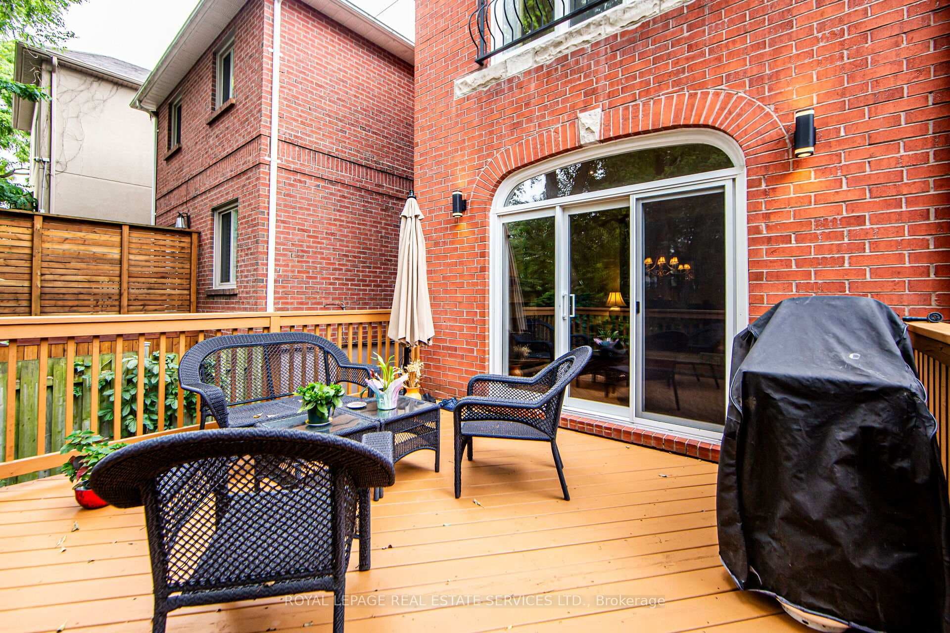 351A Deloraine Avenue photo 38