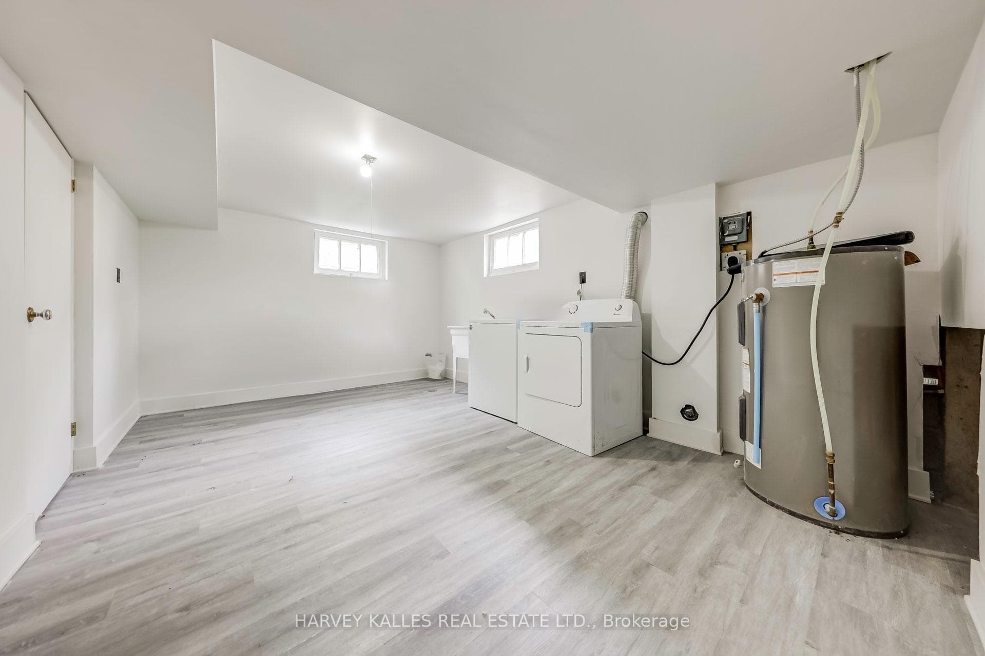 103 Centre Avenue photo 27