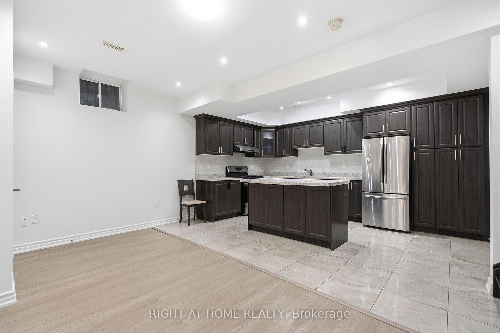 201 Donald Sim Avenue Unit Basement photo 10