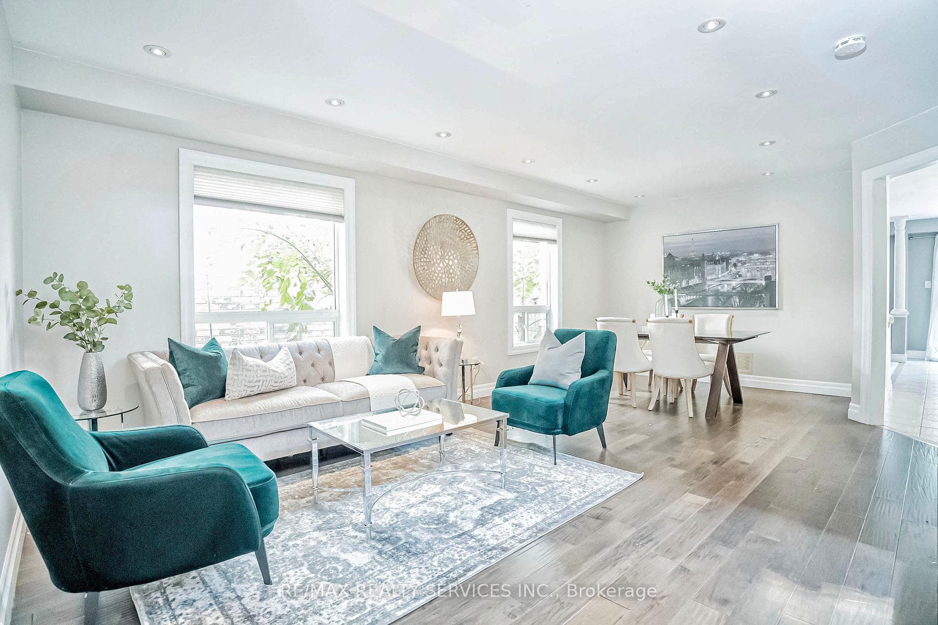 129 Russell Street photo 7