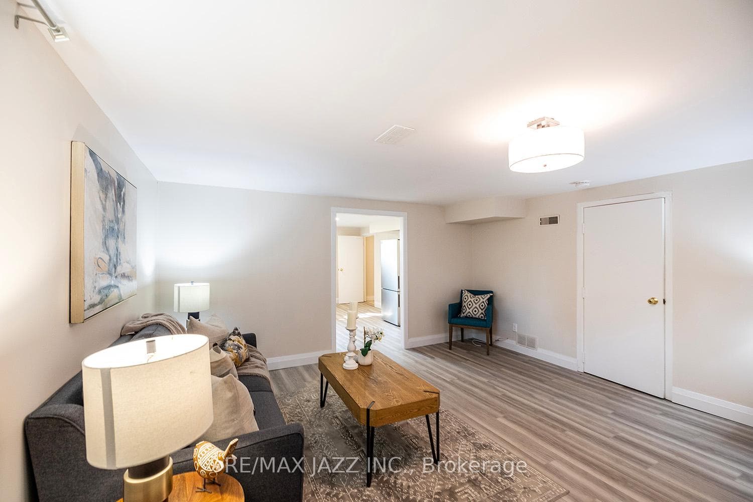 410 Elizabeth Street photo 25