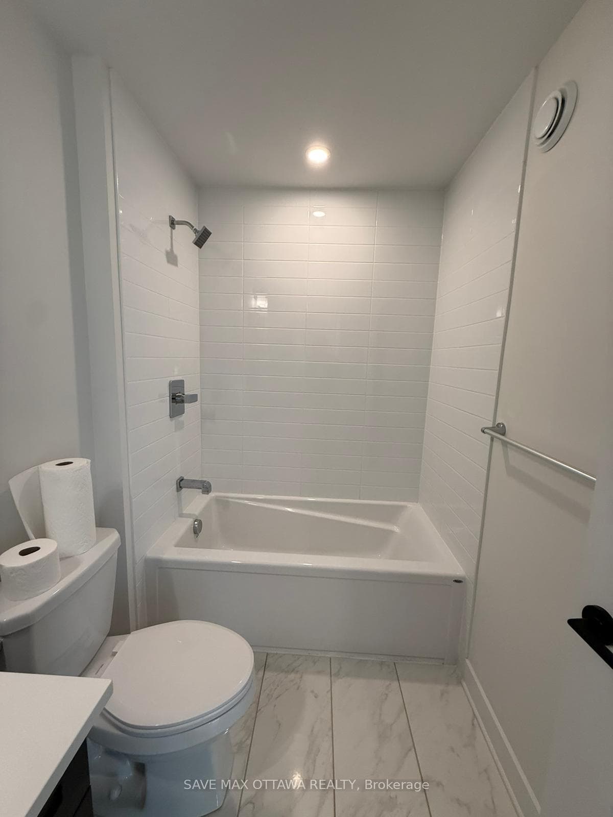 92 Longworth Avenue photo 26