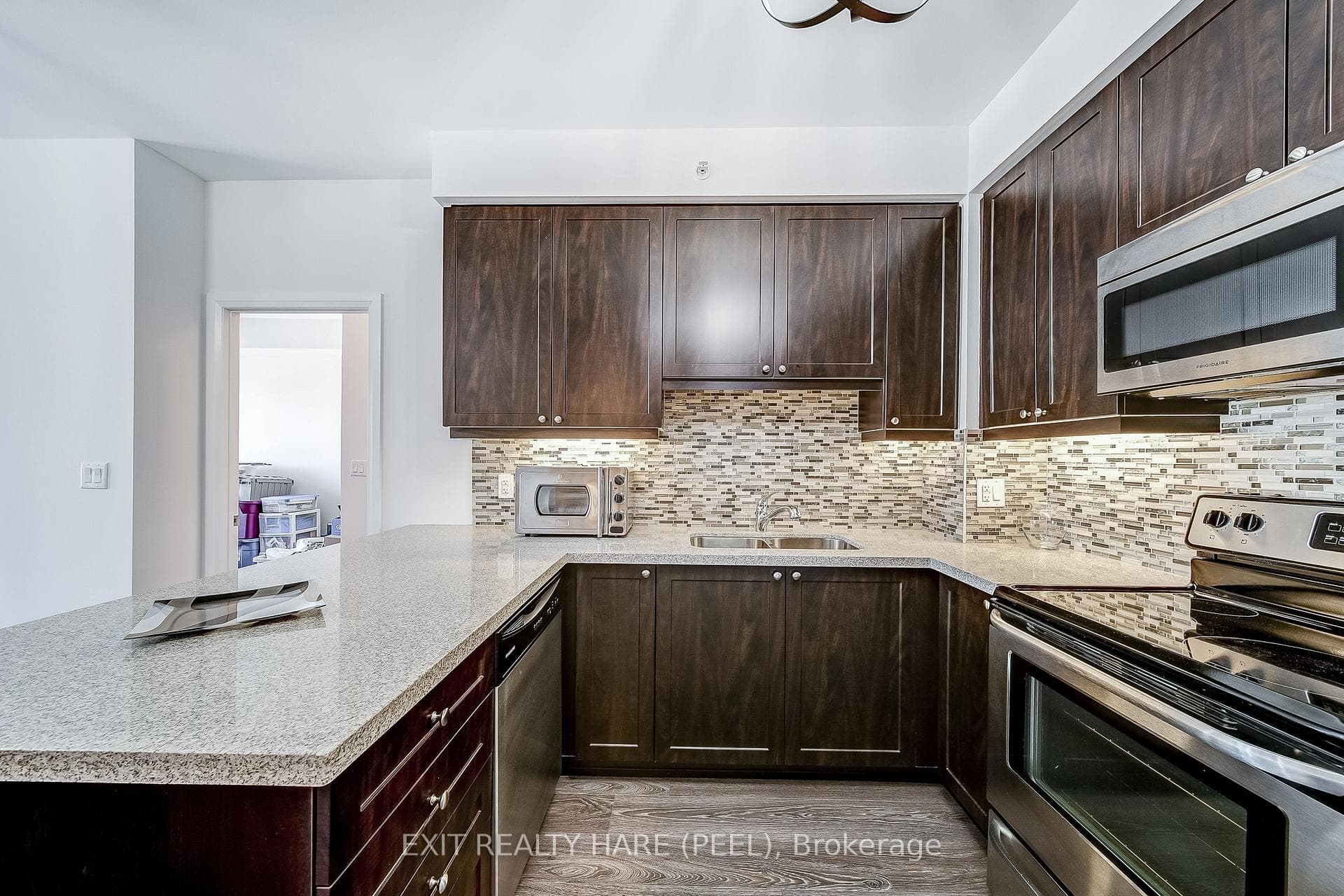 12 Woodstream Boulevard Unit 706 photo 17