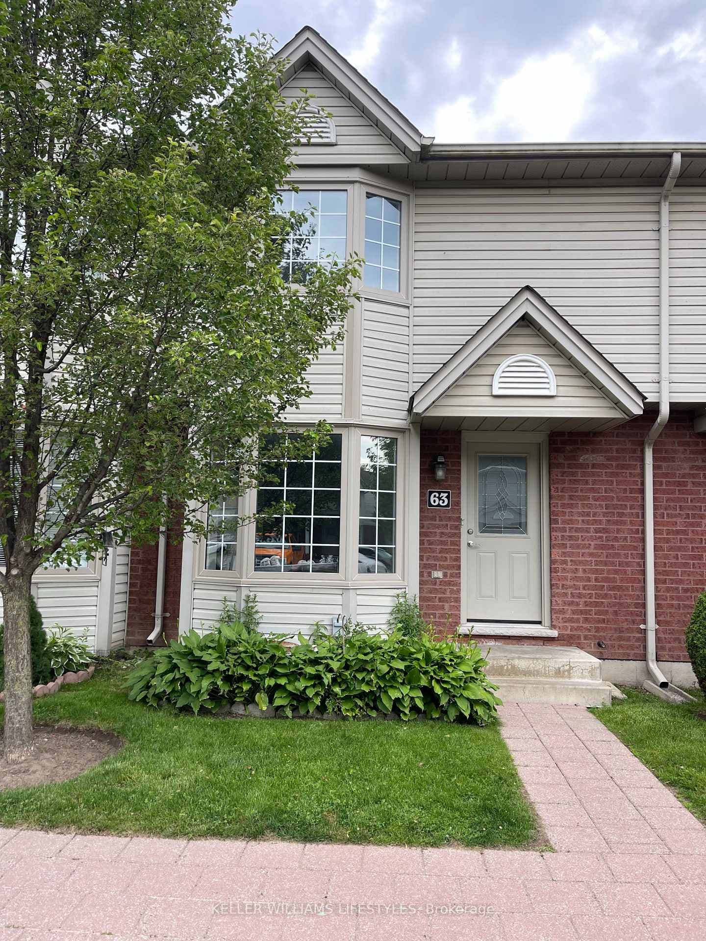50 CHAPMAN Court Unit 63 photo 2