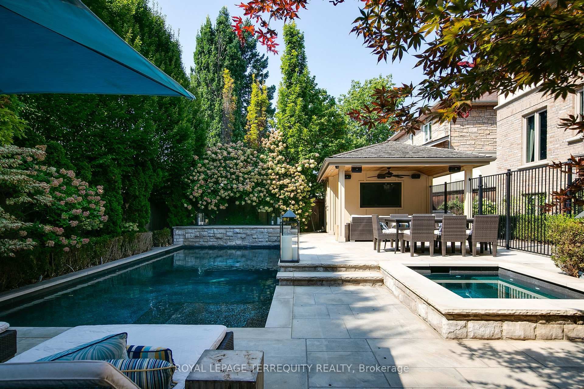 61 Princess Anne Crescent photo 47