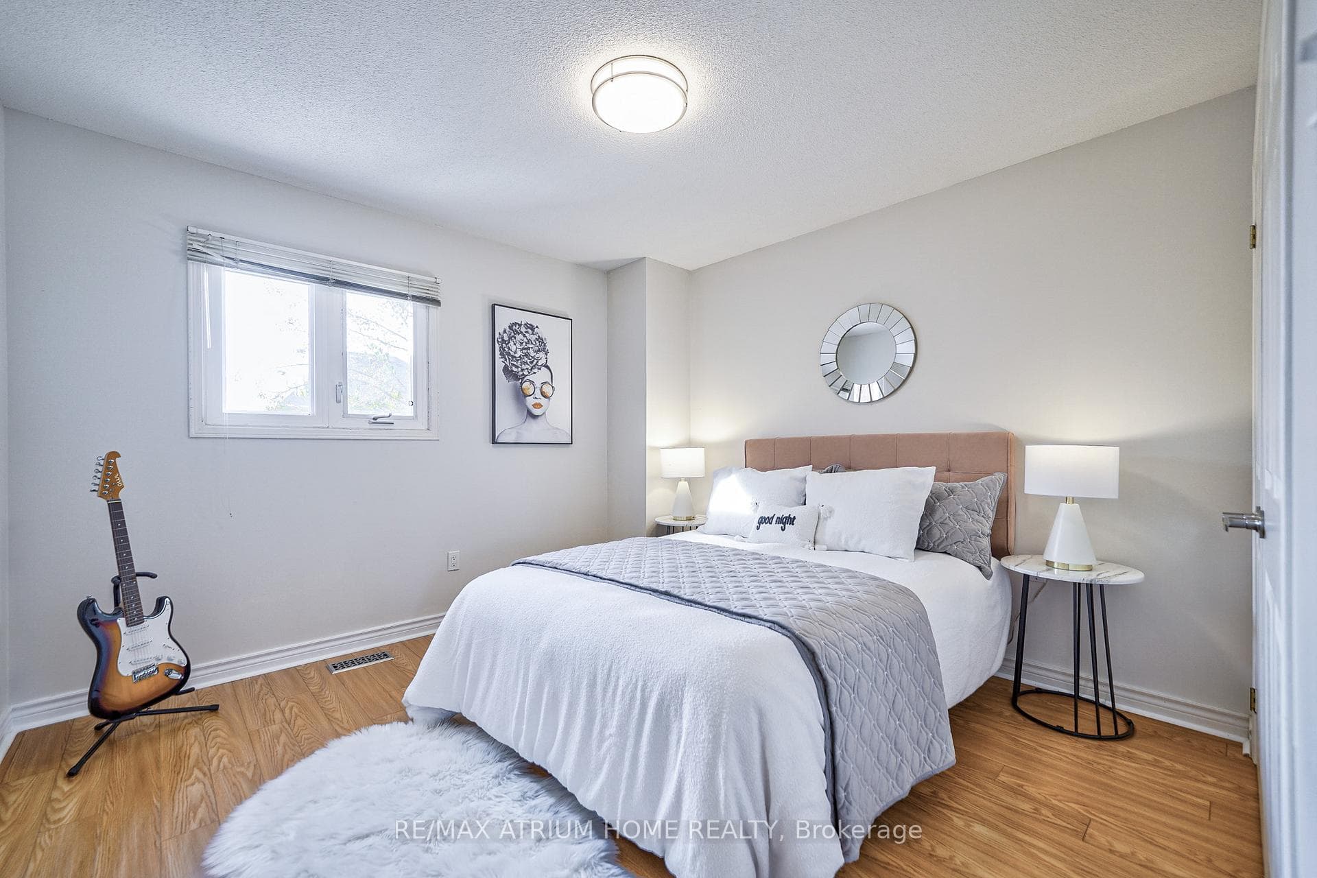 28 Mandel Crescent photo 18