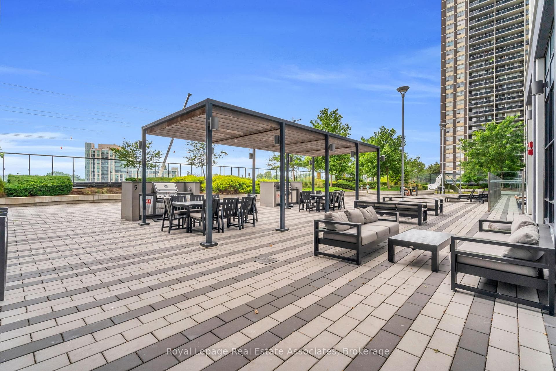 7 Mabelle Avenue Unit 2406 photo 30