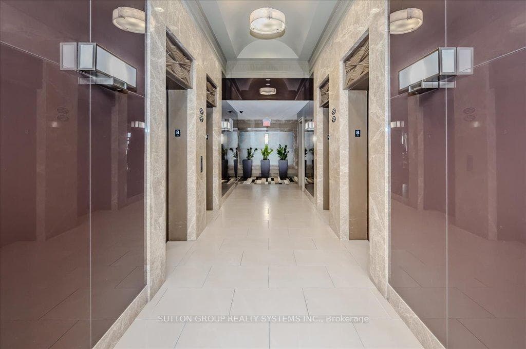 385 Prince Of Wales Drive Unit 1602 photo 21