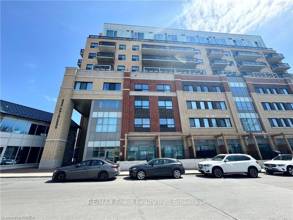 652 PRINCESS ST N/A Unit 711 photo 2