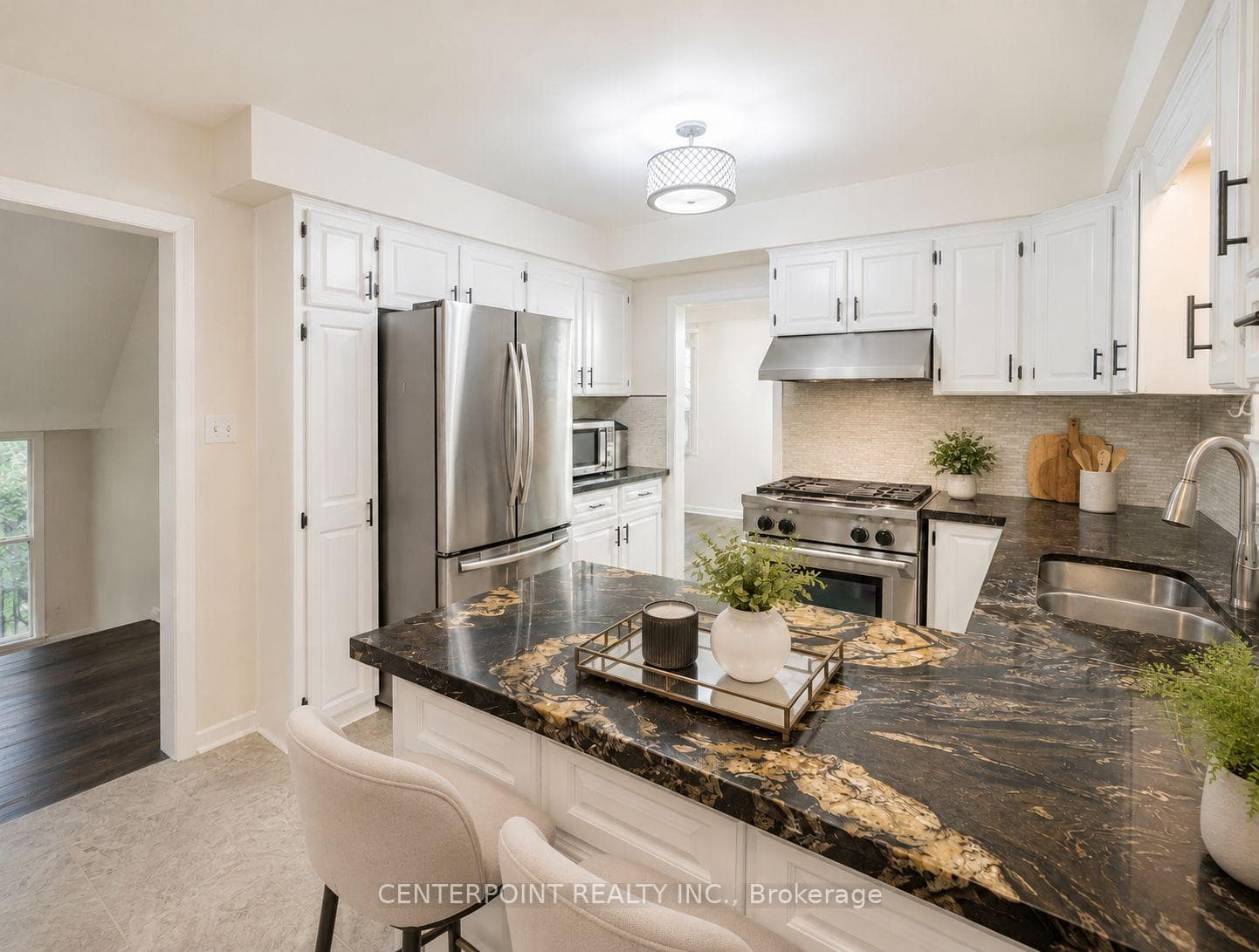 7 Elliott Avenue photo 7