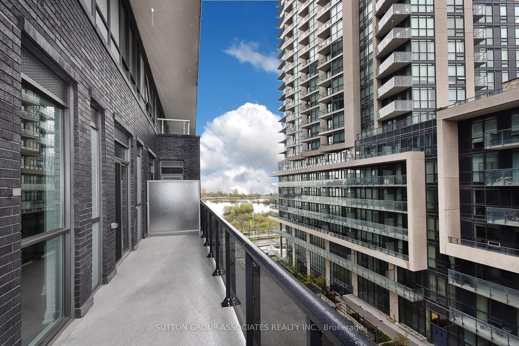 110 Marine Parade Drive Unit 511 photo 14