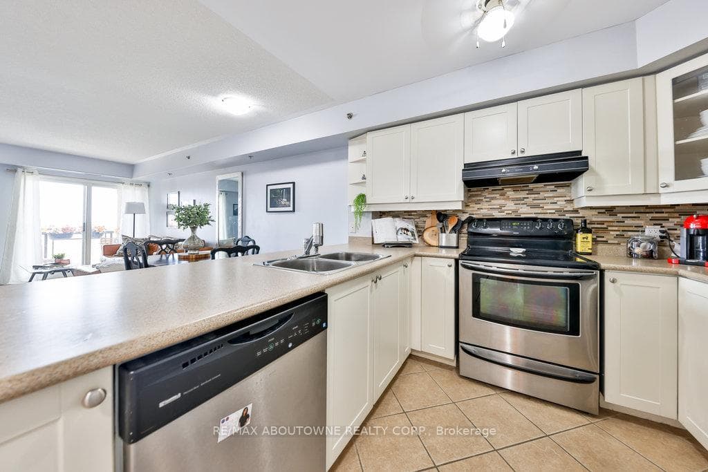 3060 Rotary Way Unit 315 photo 12
