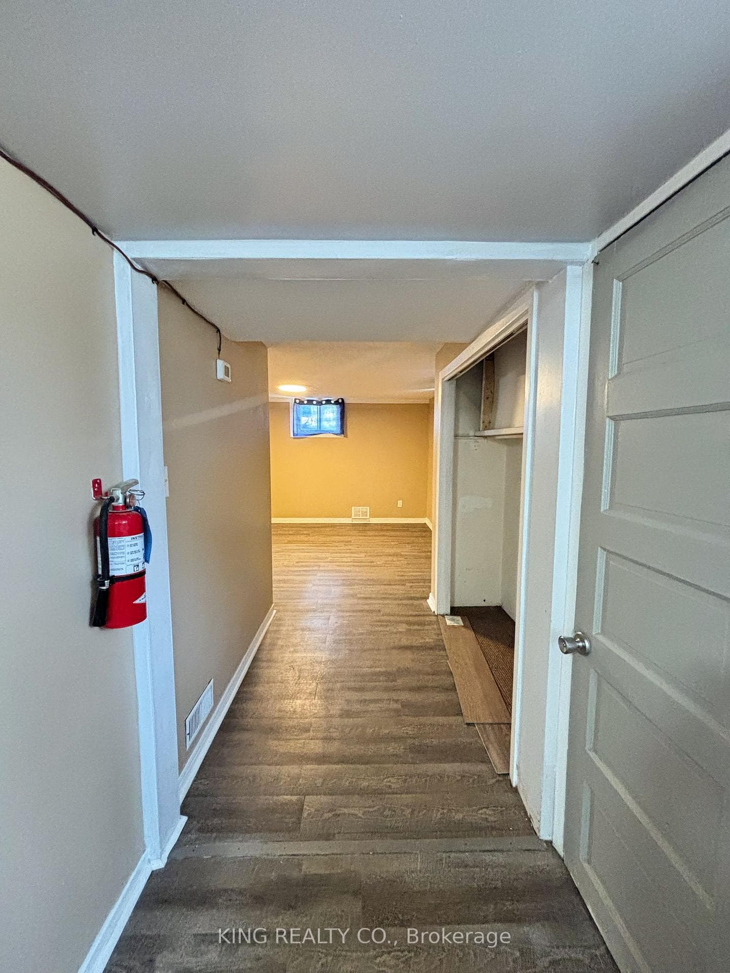 58 Carlton Street Unit 3 photo 6