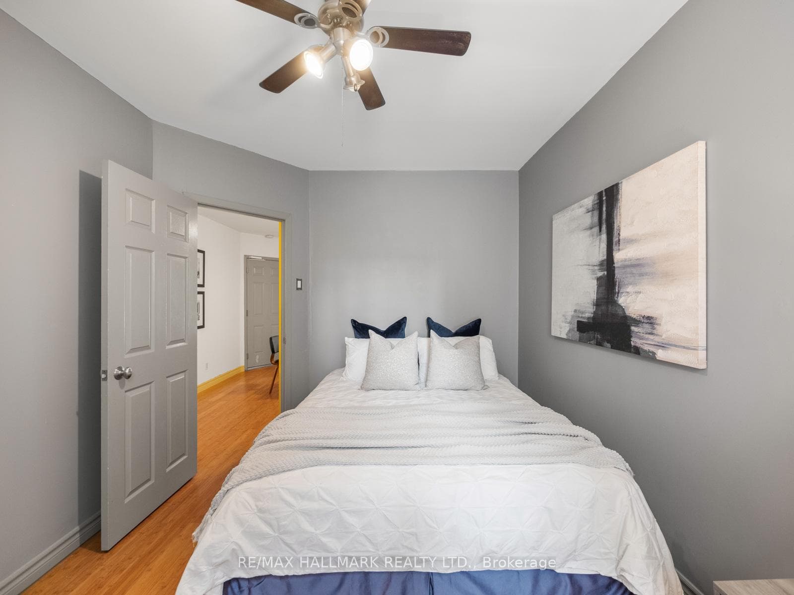 137 Gerrard Street photo 14