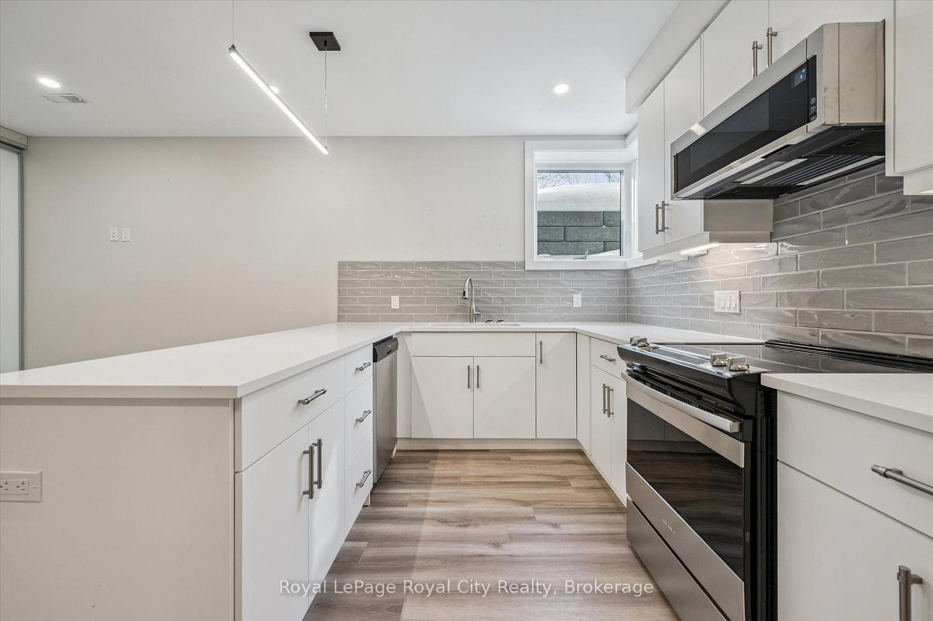 292 Geddes Street photo 37