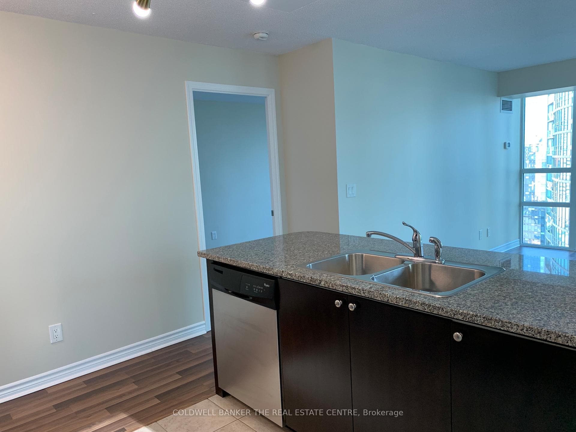 19 Grand Trunk Crescent Unit 3306 photo 34