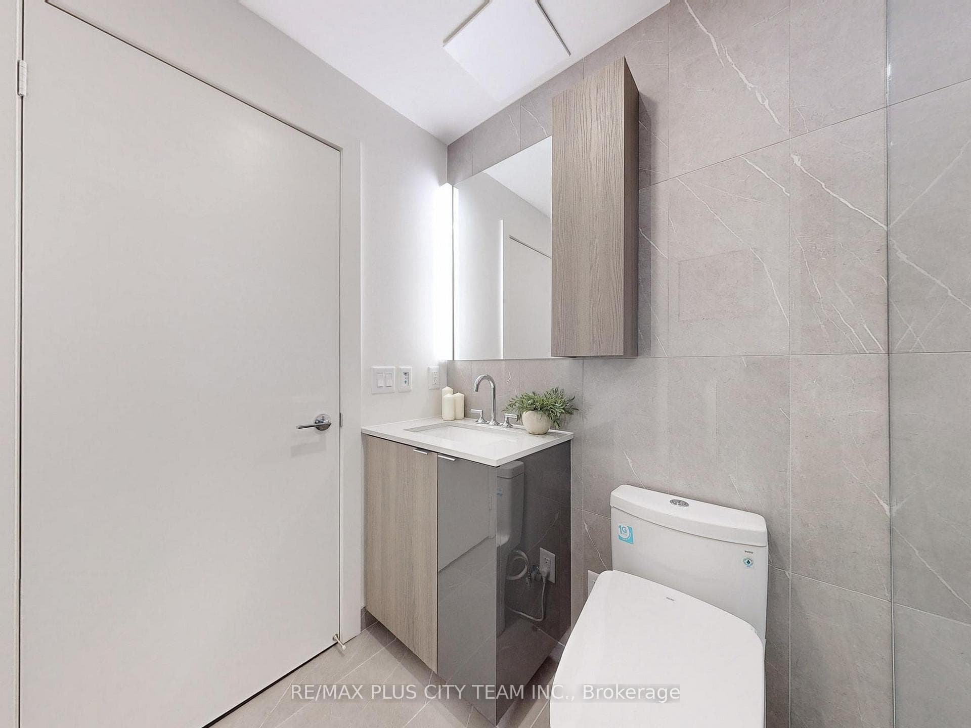 15 Mercer Street Unit 1204 photo 18