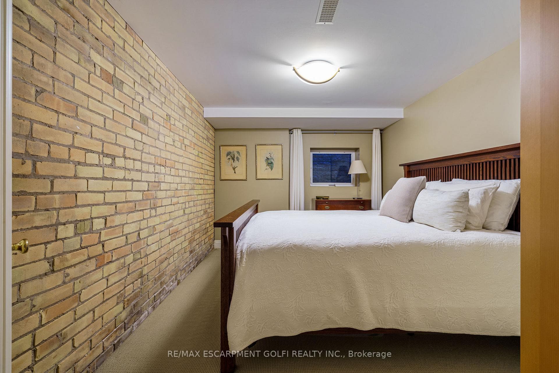 125 Aberdeen Avenue photo 40