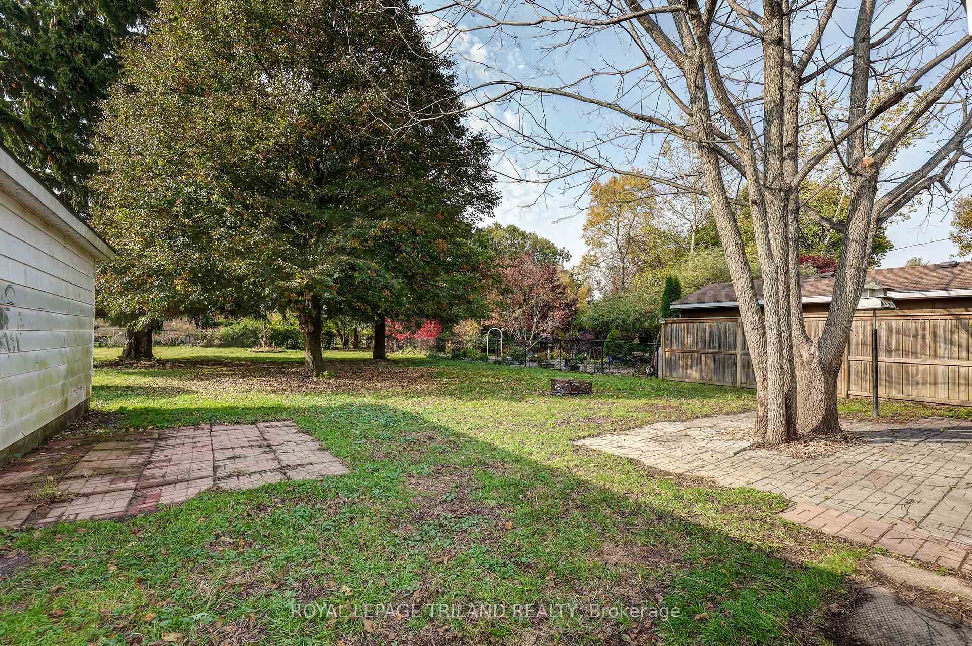 266 Alma Street photo 25