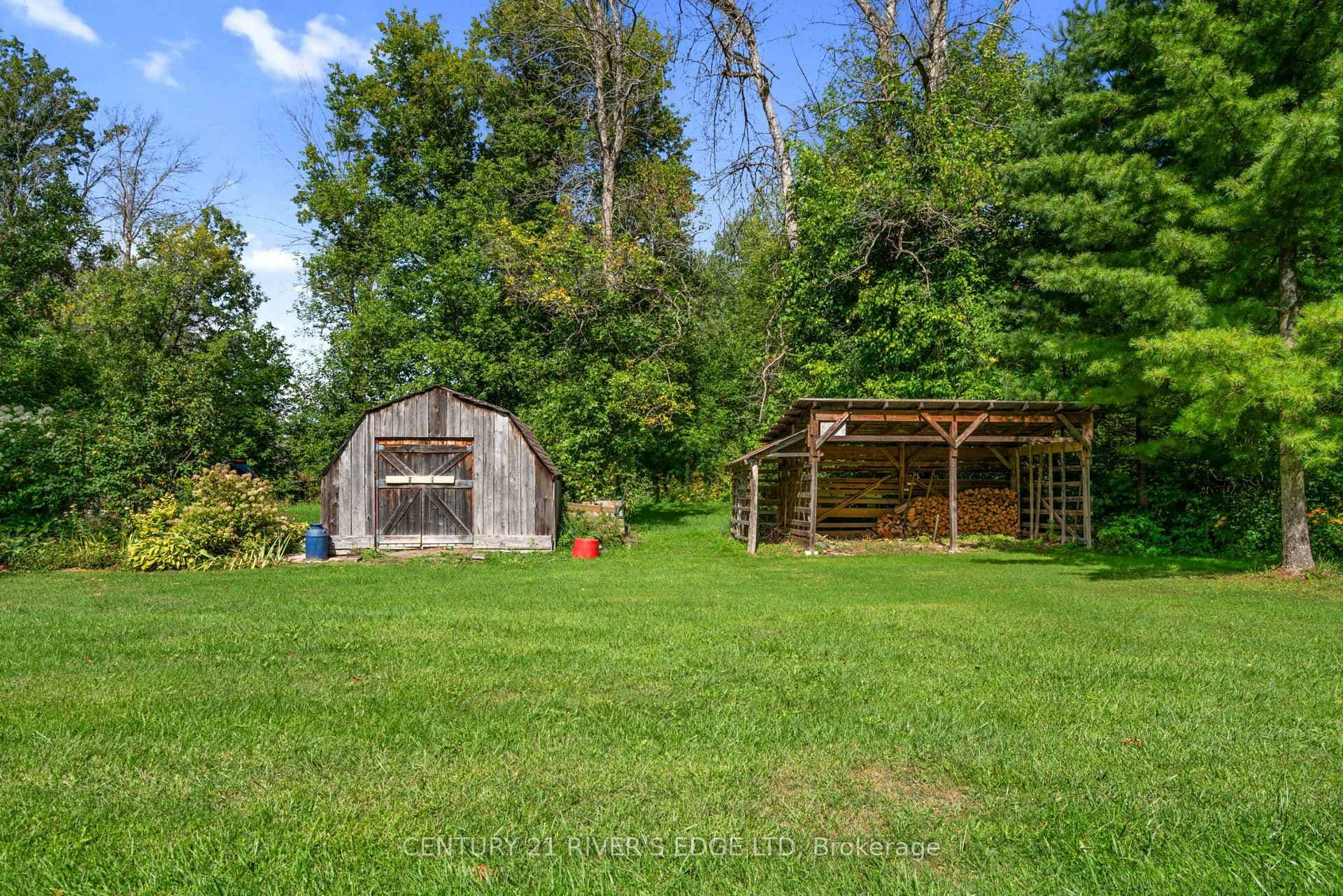 814 Plumhollow Road photo 8