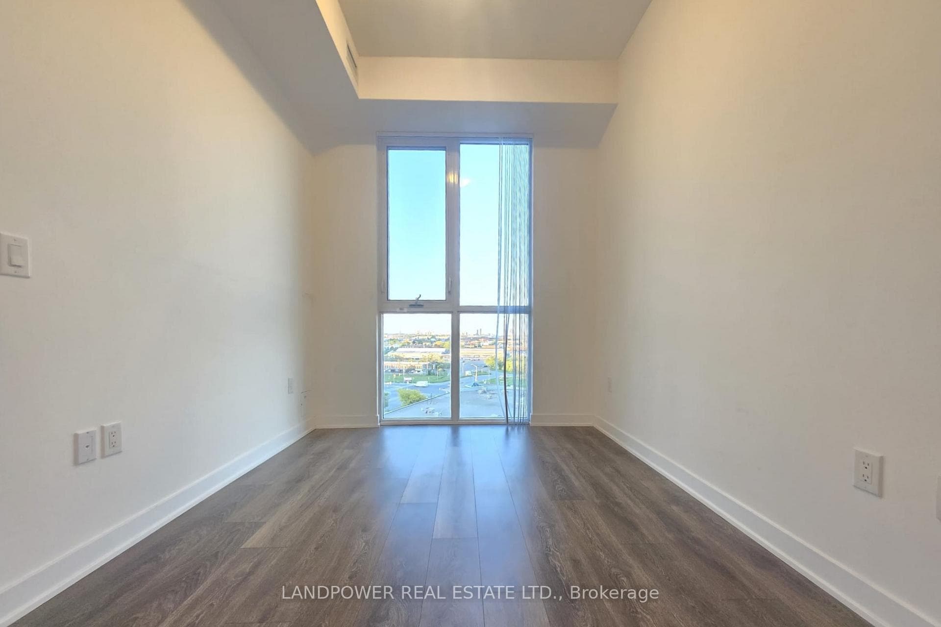 60 Honeycrisp Crescent Unit 1010 photo 11