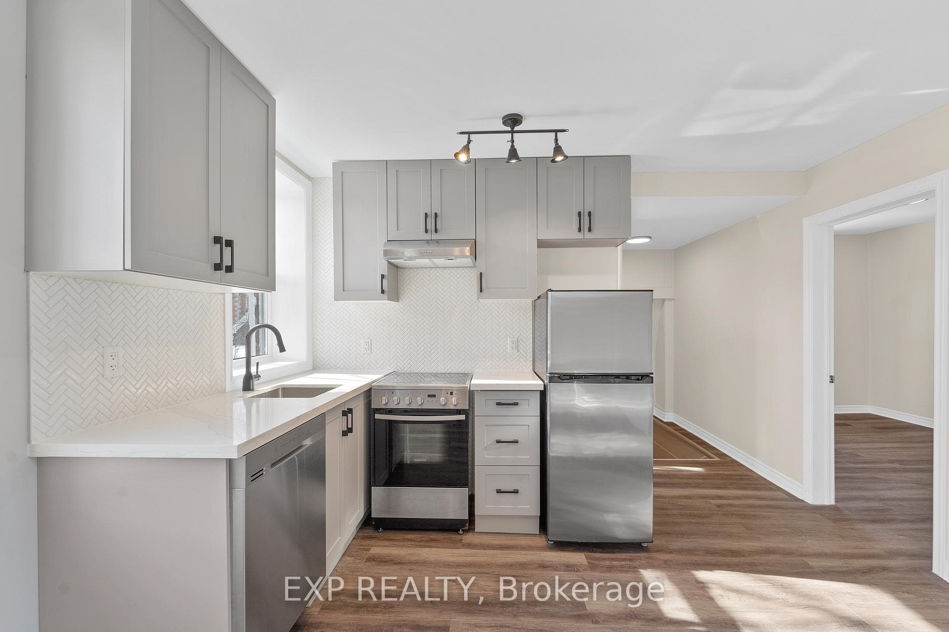 44 West Front Street Unit C photo 4
