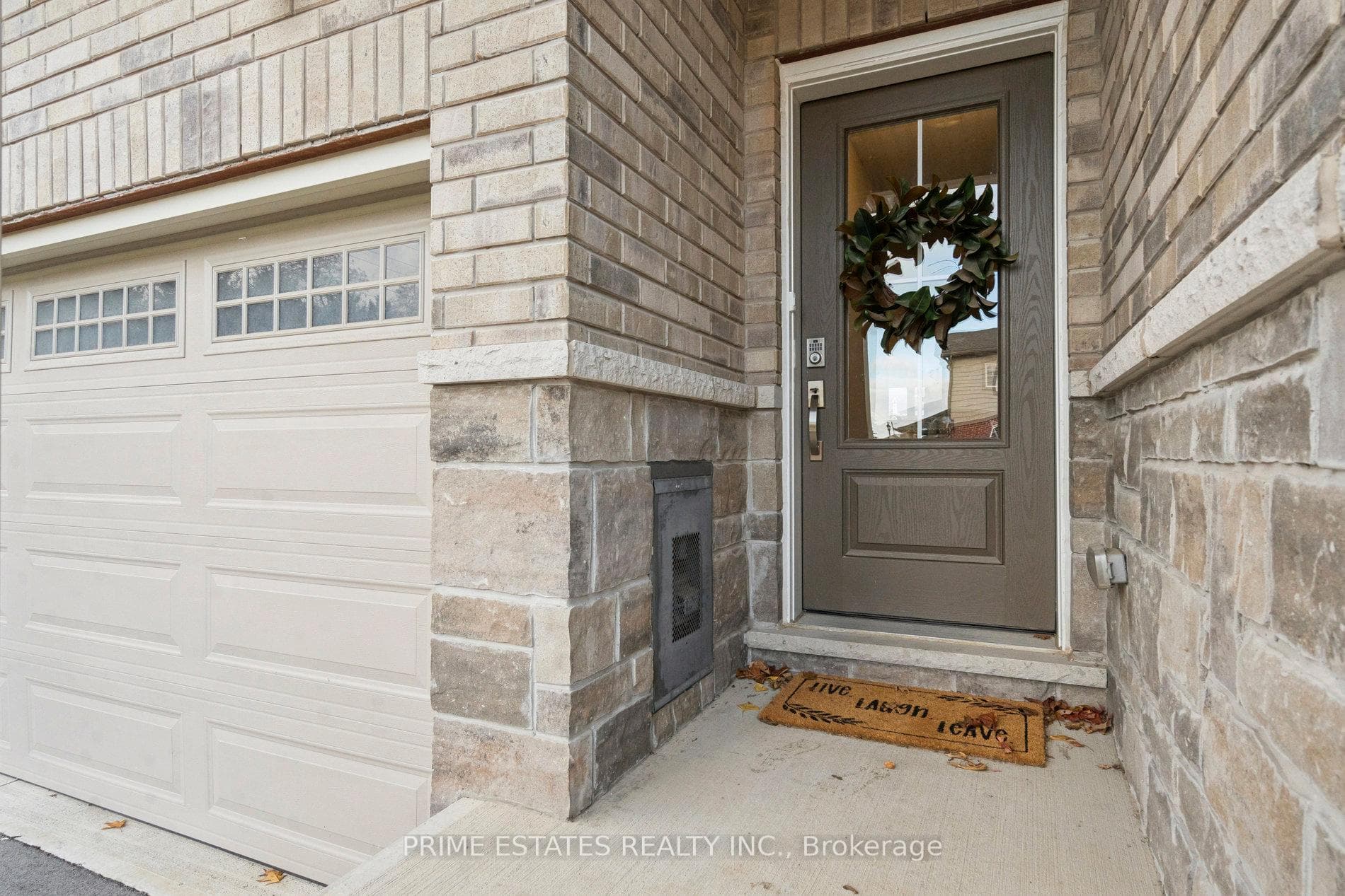 26 Lymburner Street photo 5