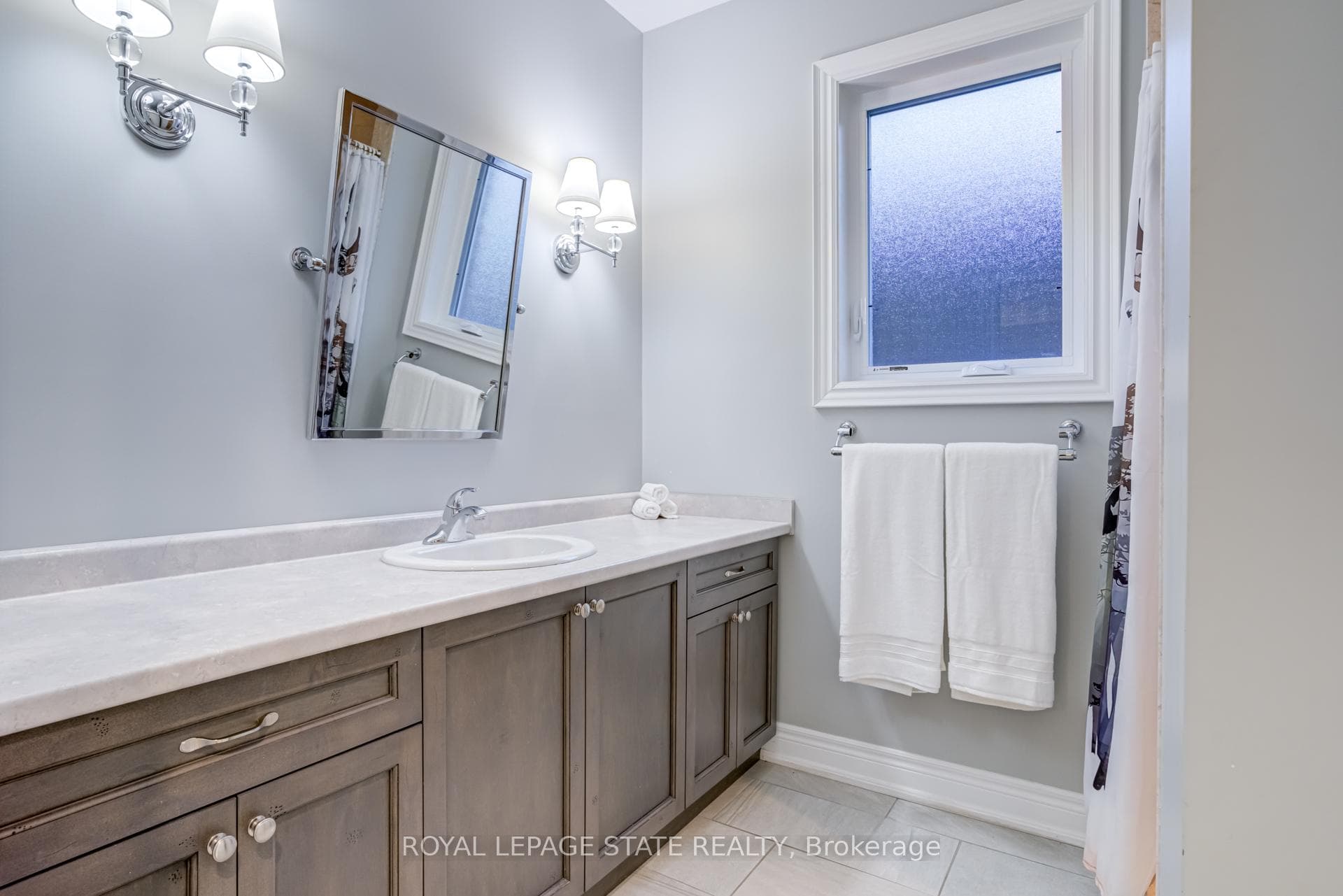 175 Oakhill Place photo 41