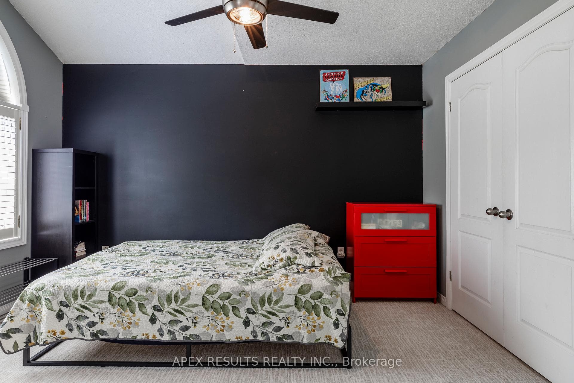 98 STONEHENGE Drive photo 35