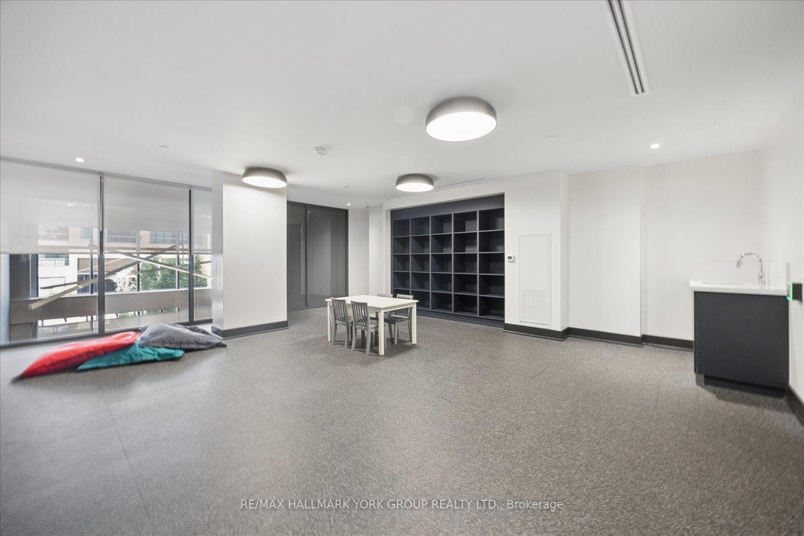 185 Deerfield Road Unit 420 photo 28