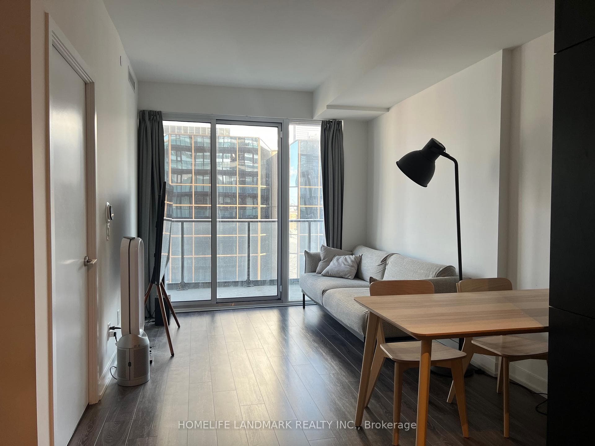 20 Edward Street Unit 1405 photo 3