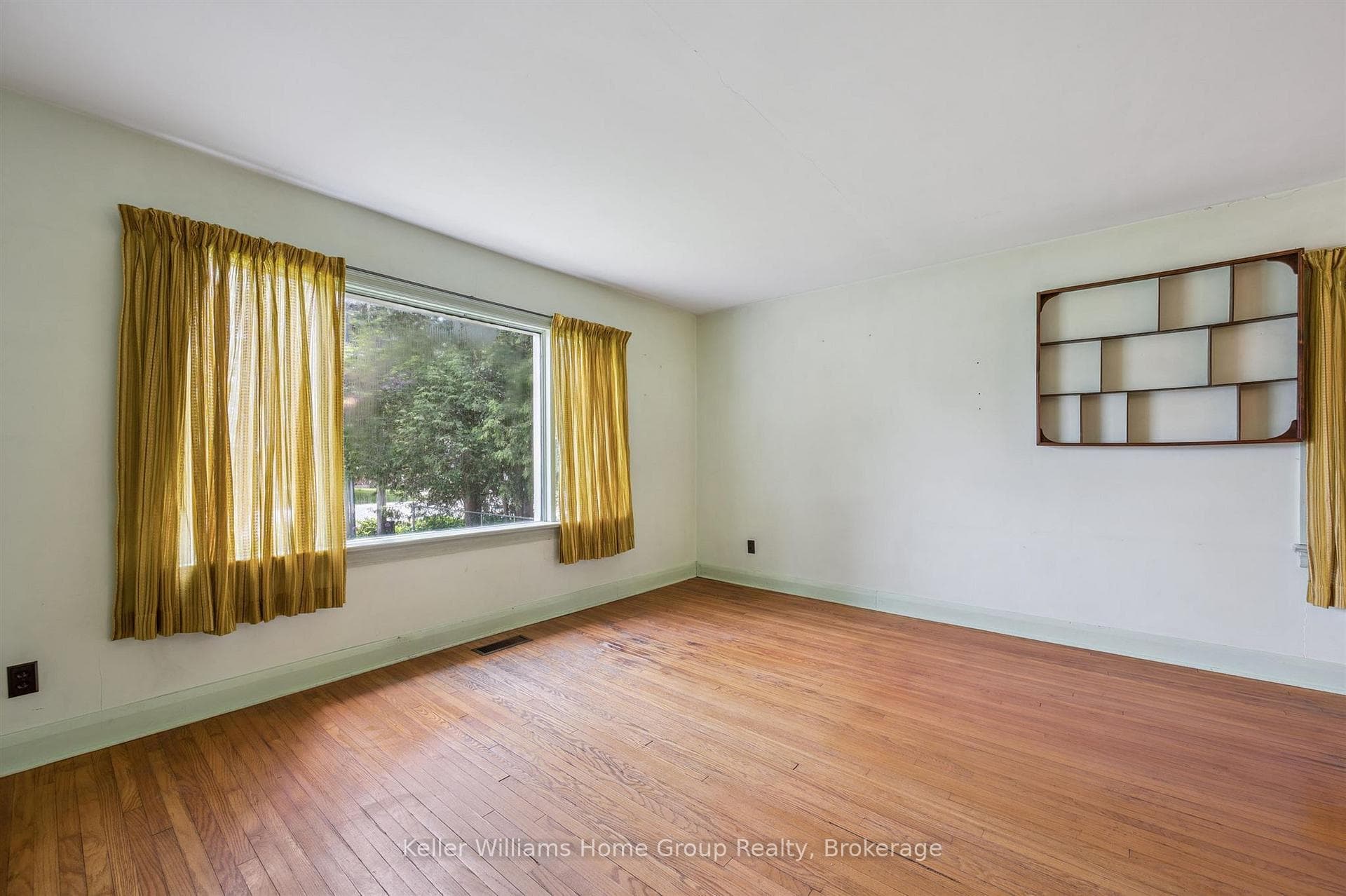 145 Forfar Street photo 11